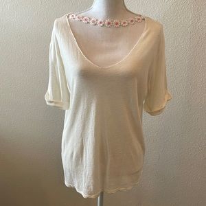Daisy cut out tshirt